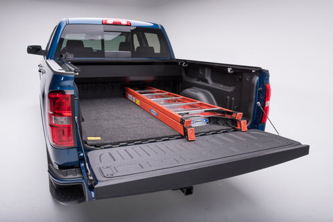 XBR-BedRug-Mat-15GMC-Sierra-Rear1.jpg